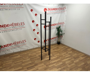 Woodmani kollektsiooni Eigen mantlite riputaja (Must) Woodmani kollektsiooni Eigen mantlite riputaja (Must)